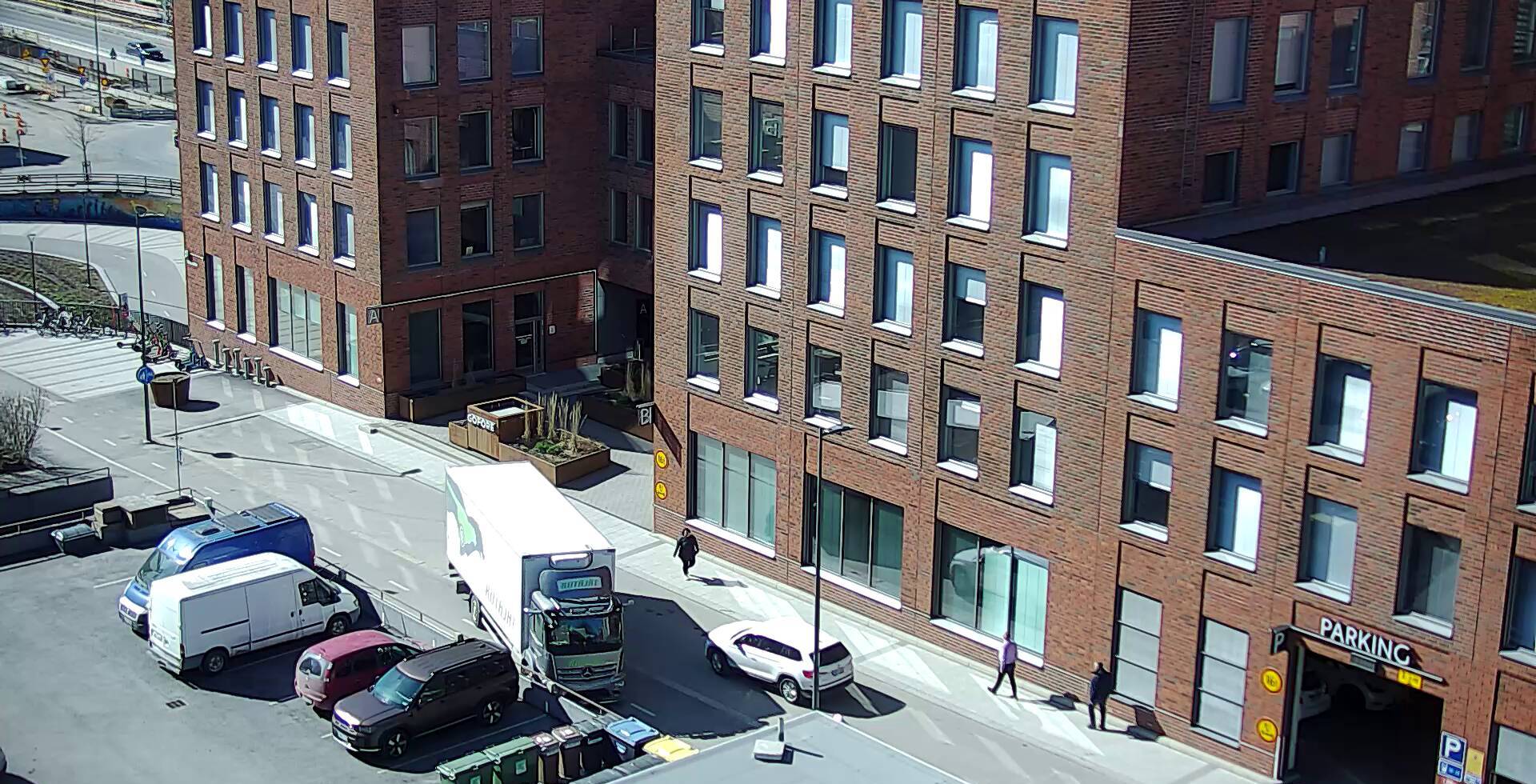 Vuokravarasto Peltokatu 31 sisäänkäynti