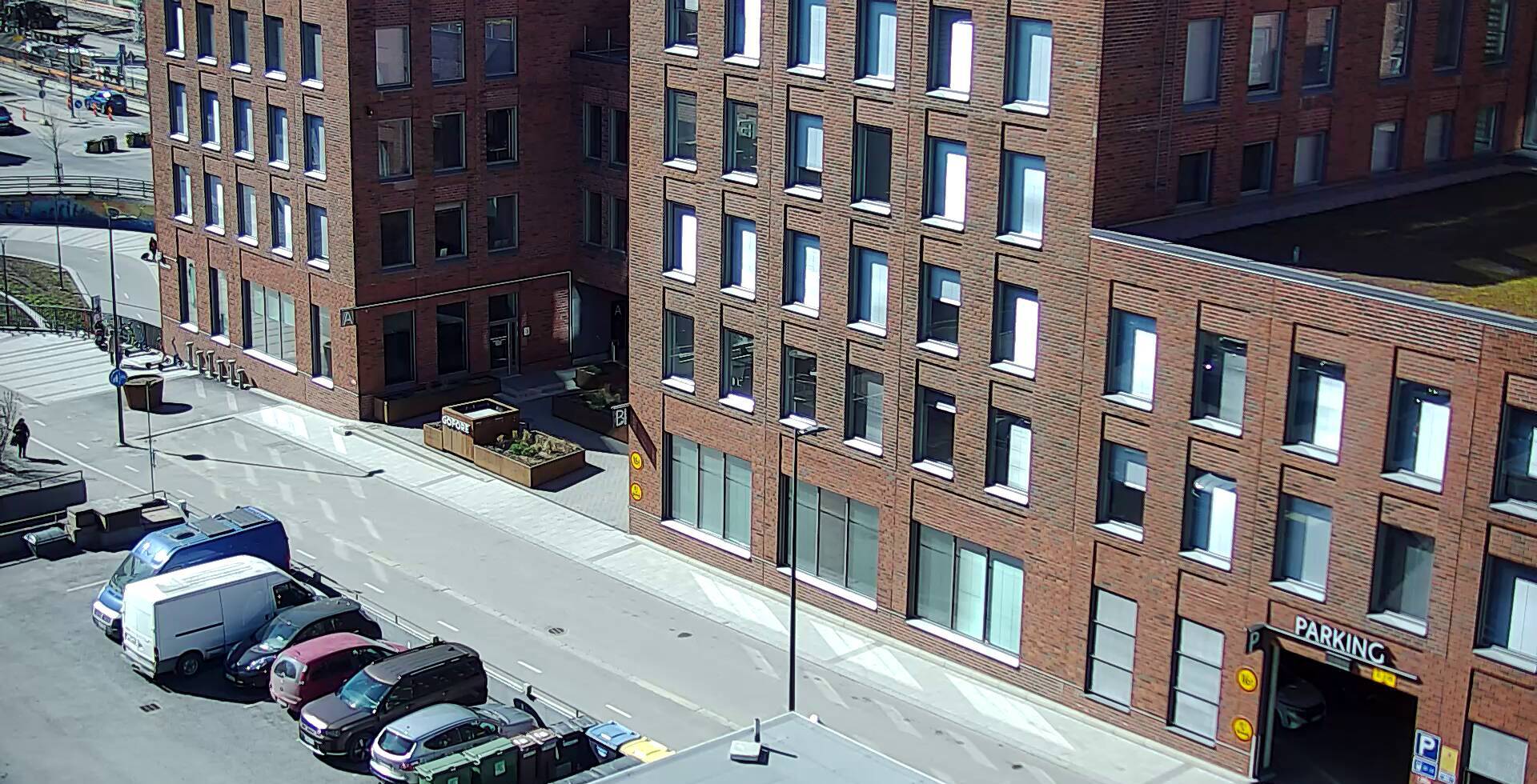 Vuokravarasto Peltokatu 31 sisäänkäynti