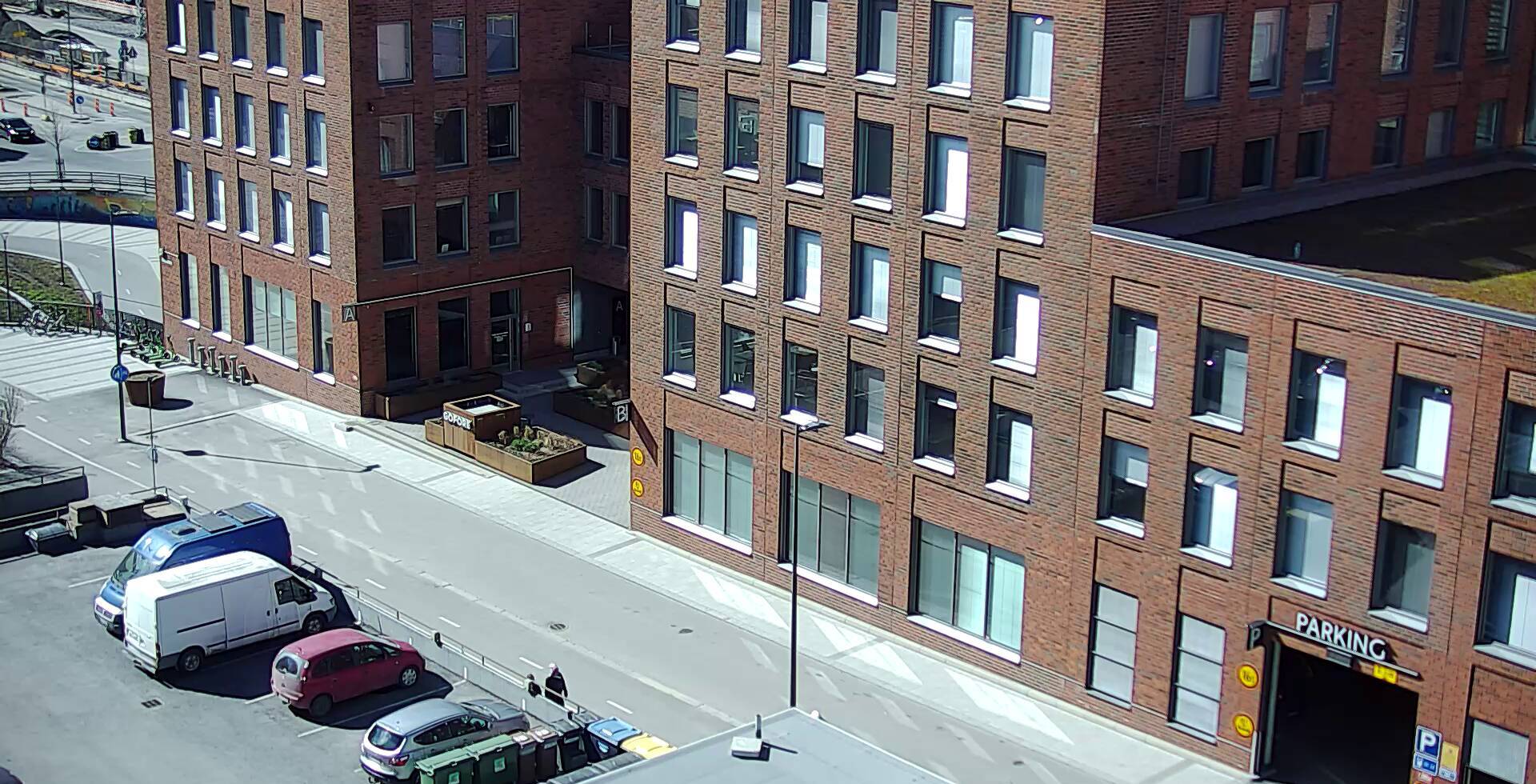 Vuokravarasto Peltokatu 31 sisäänkäynti