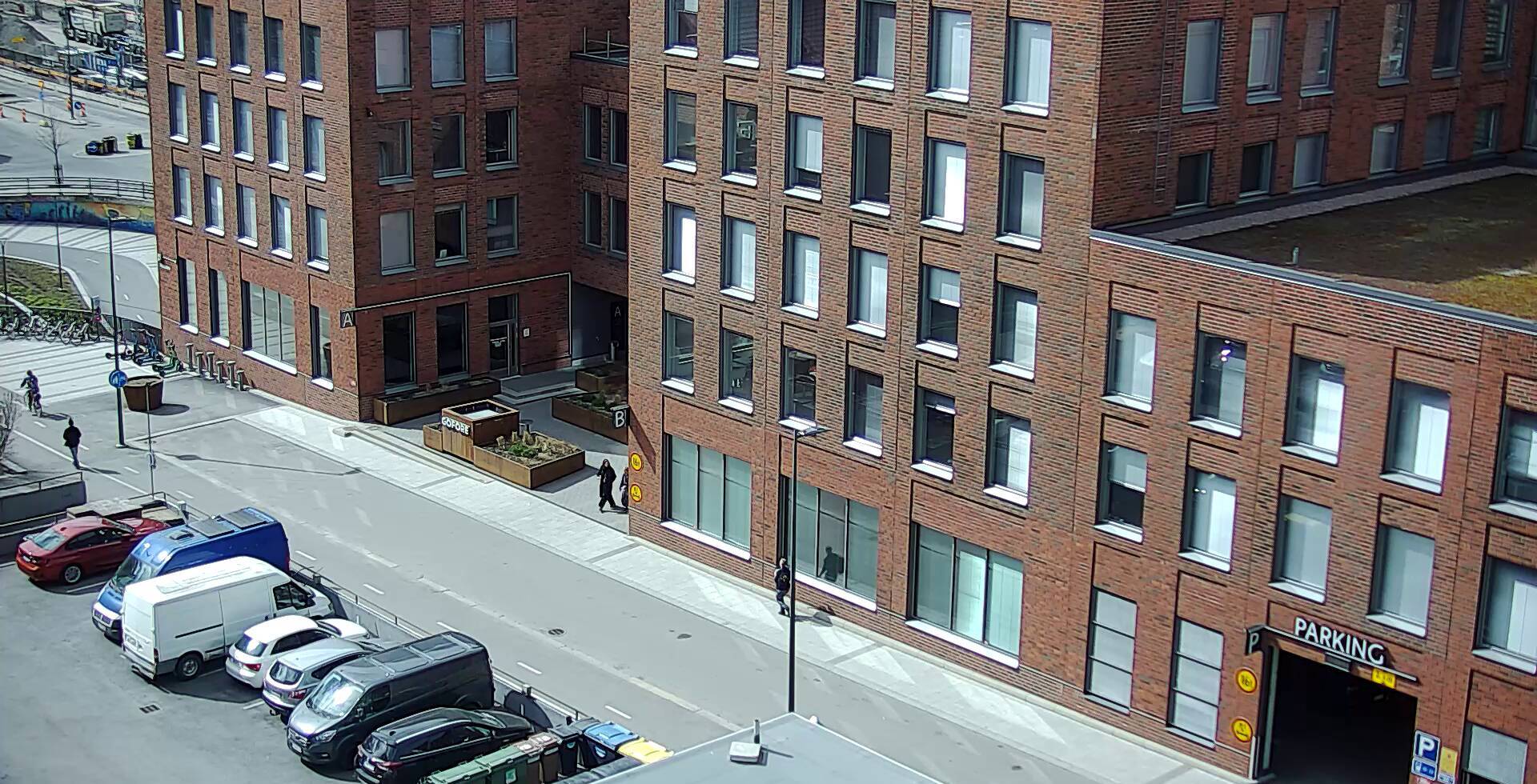 Vuokravarasto Peltokatu 31 sisäänkäynti