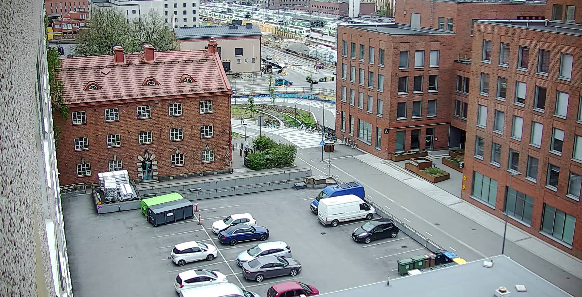Vuokravarasto Peltokatu 31 sisäänkäynti