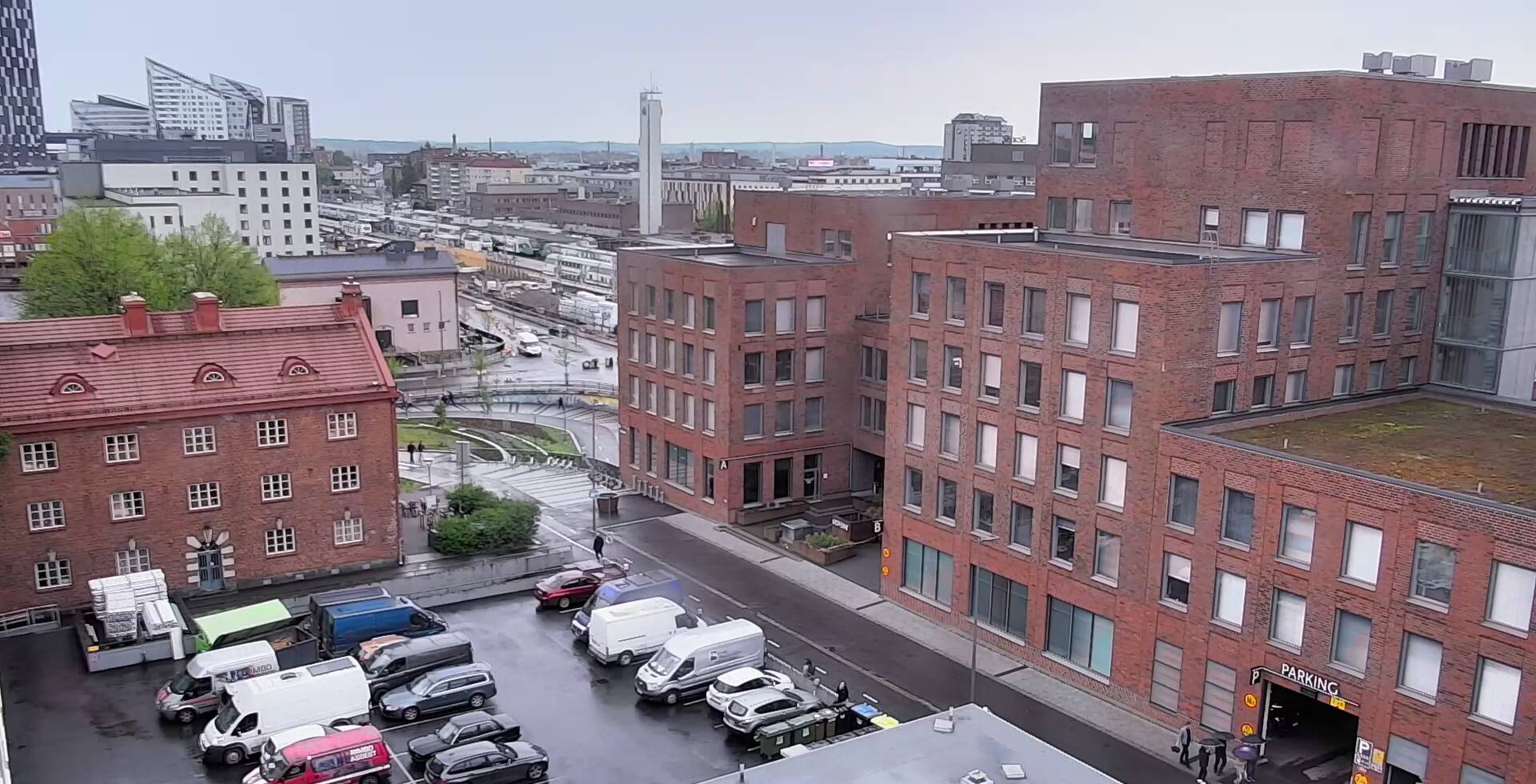 Vuokravarasto Peltokatu 31 sisäänkäynti
