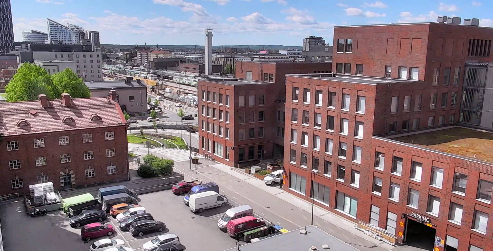 Vuokravarasto Peltokatu 31 sisäänkäynti