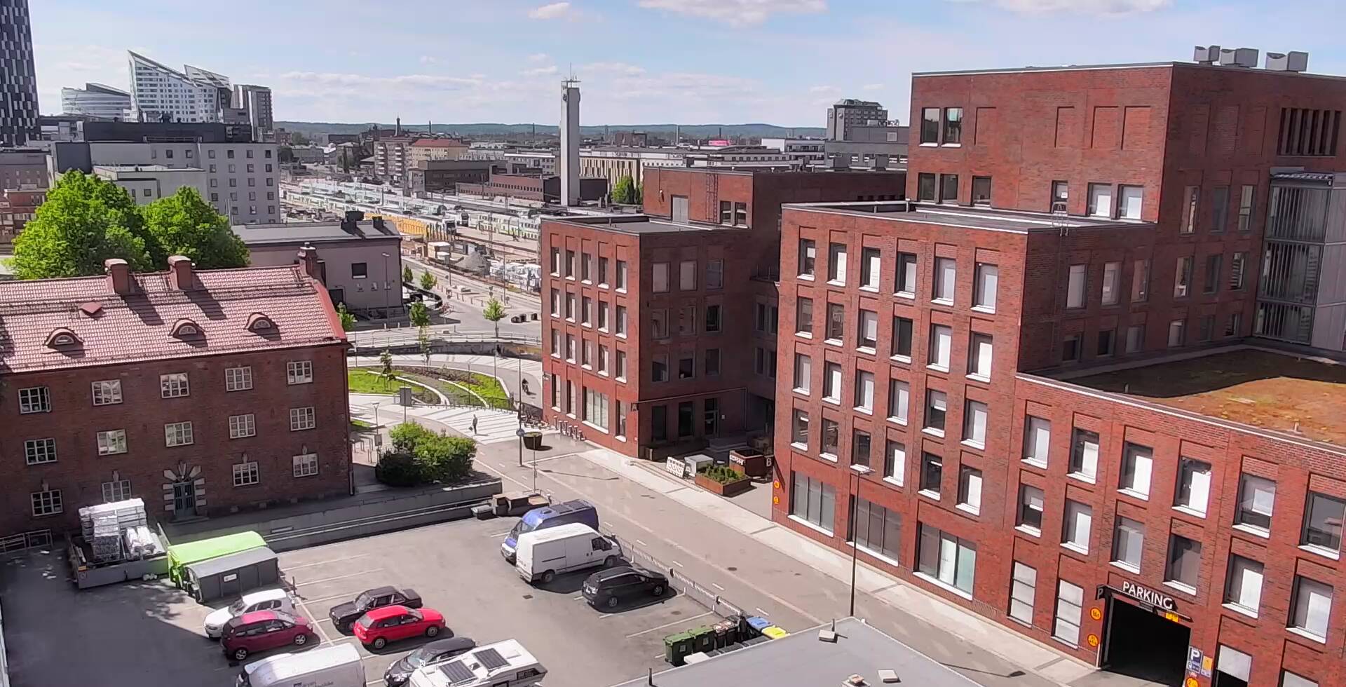 Vuokravarasto Peltokatu 31 sisäänkäynti