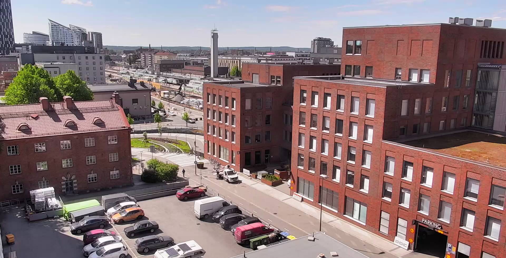 Vuokravarasto Peltokatu 31 sisäänkäynti