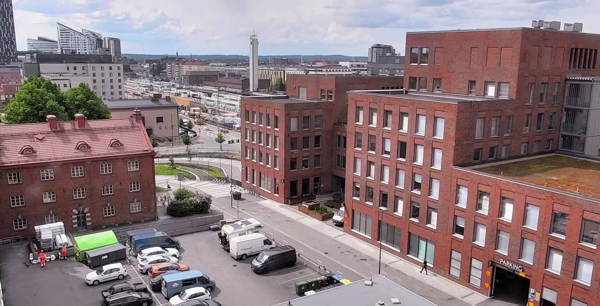 Vuokravarasto Peltokatu 31 sisäänkäynti
