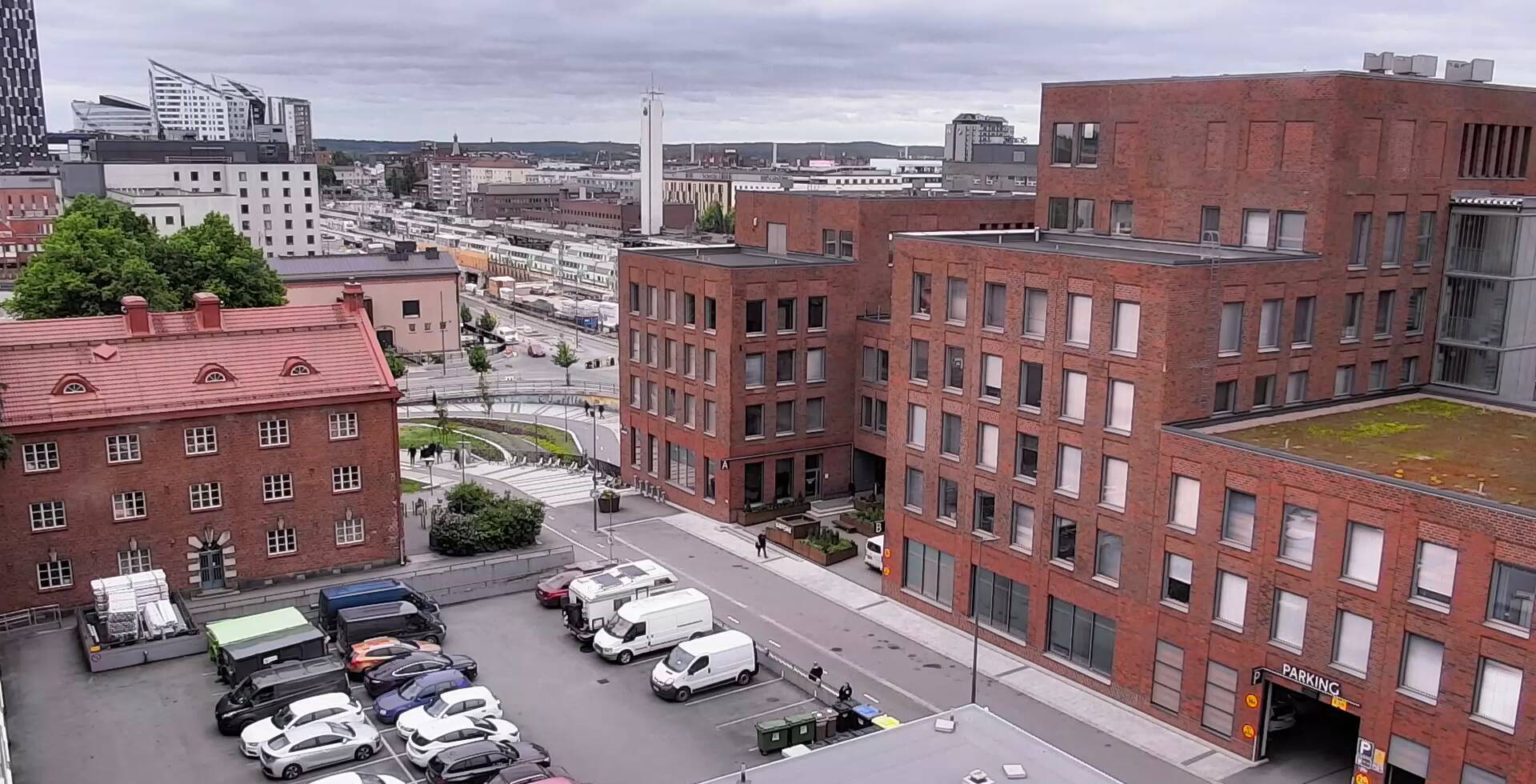 Vuokravarasto Peltokatu 31 sisäänkäynti