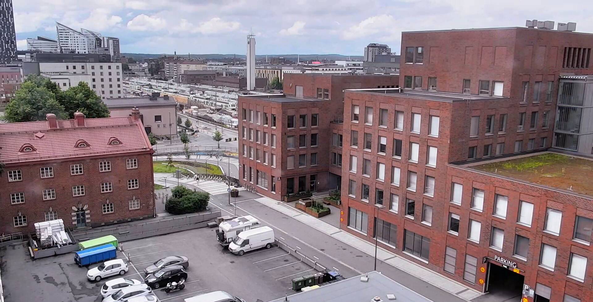 Vuokravarasto Peltokatu 31 sisäänkäynti