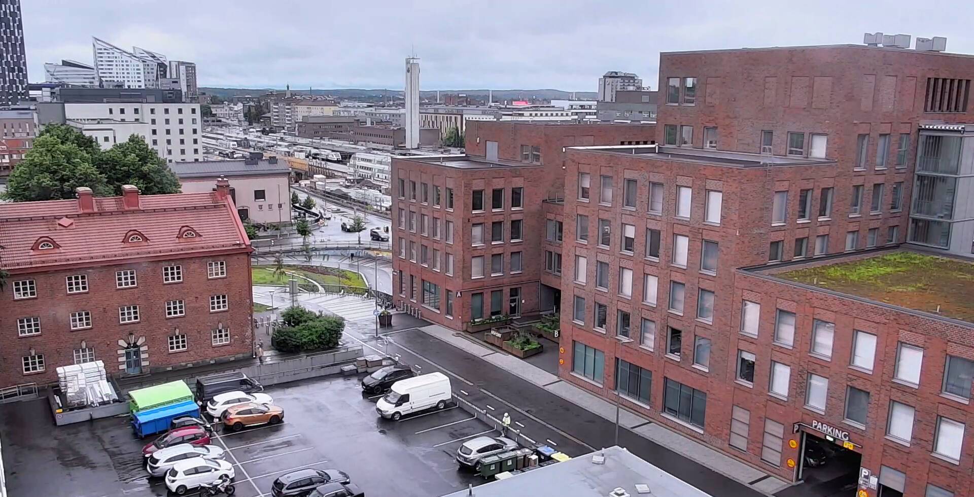 Vuokravarasto Peltokatu 31 sisäänkäynti