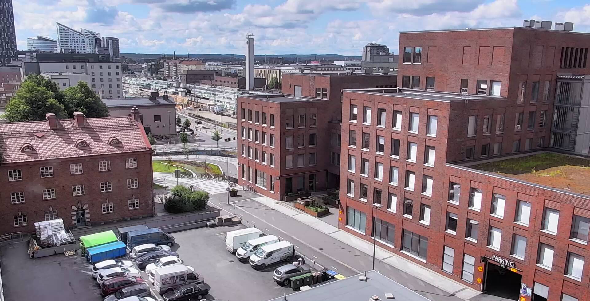 Vuokravarasto Peltokatu 31 sisäänkäynti