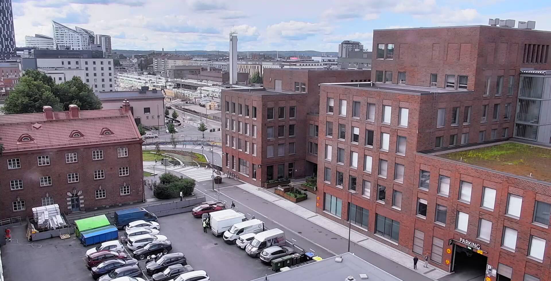 Vuokravarasto Peltokatu 31 sisäänkäynti