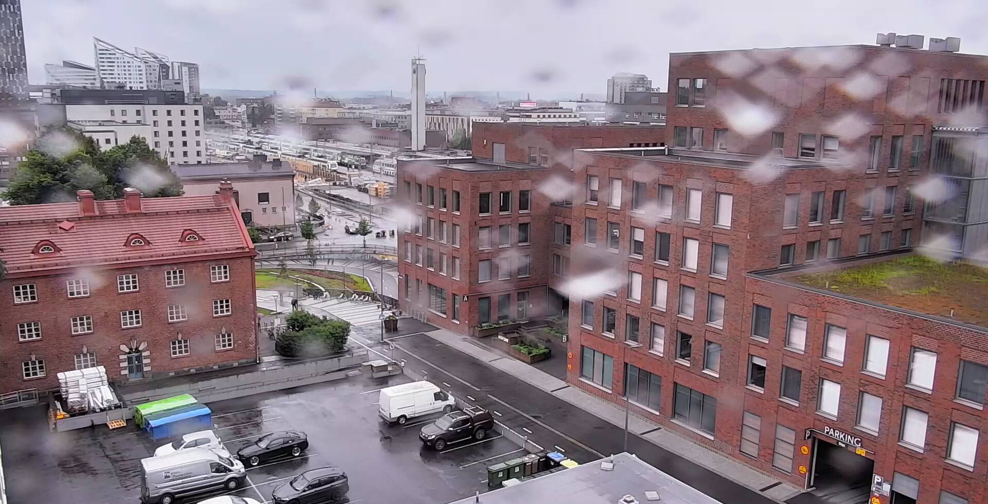 Vuokravarasto Peltokatu 31 sisäänkäynti