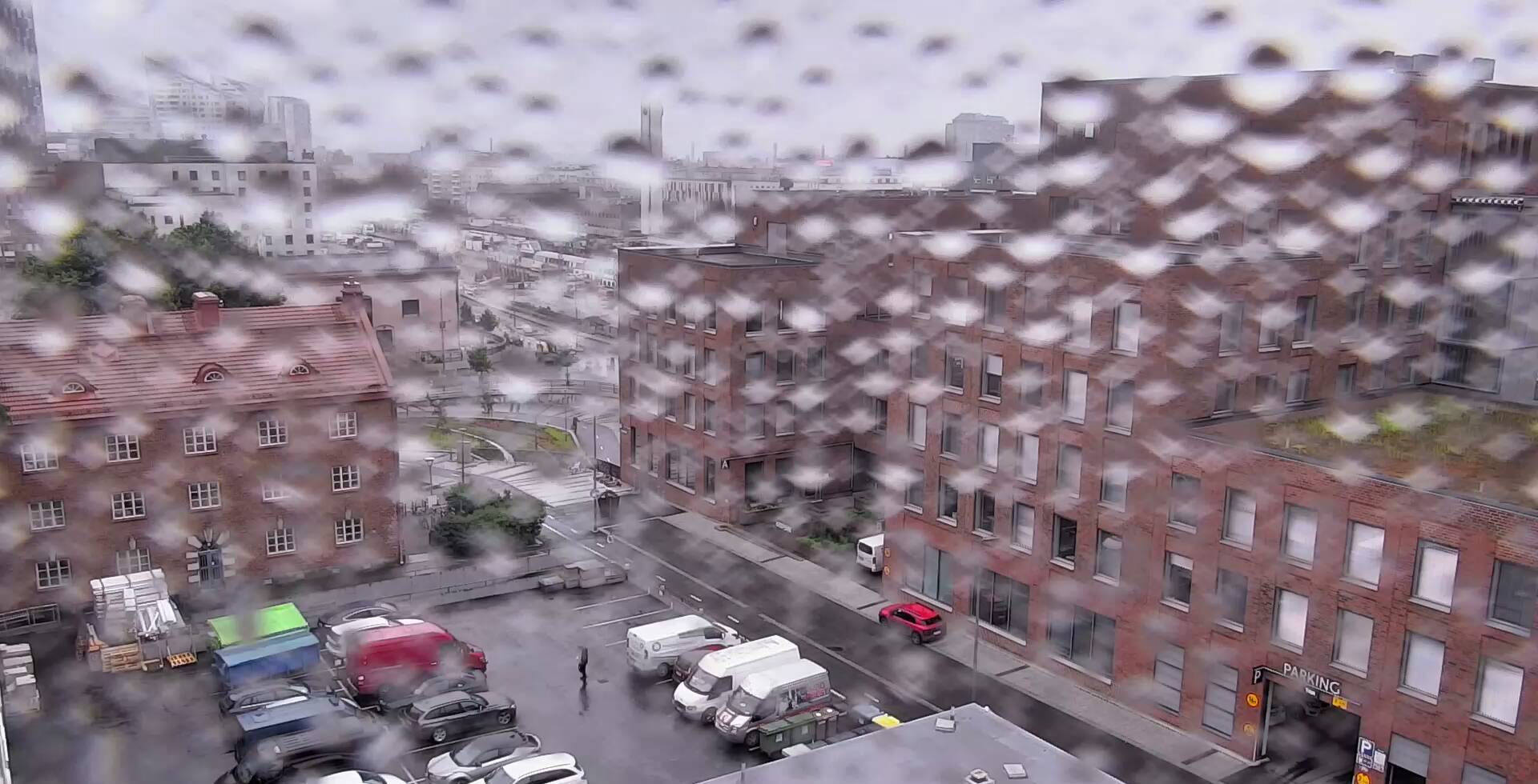 Vuokravarasto Peltokatu 31 sisäänkäynti