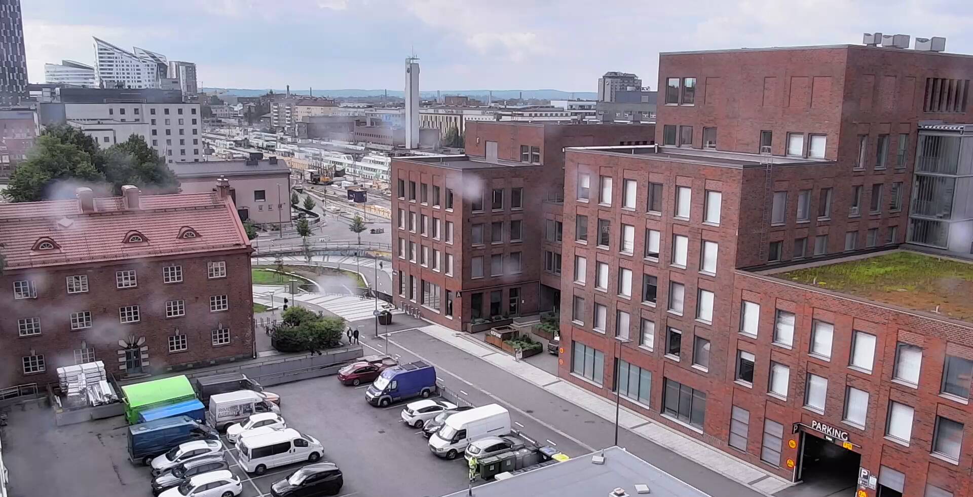 Vuokravarasto Peltokatu 31 sisäänkäynti