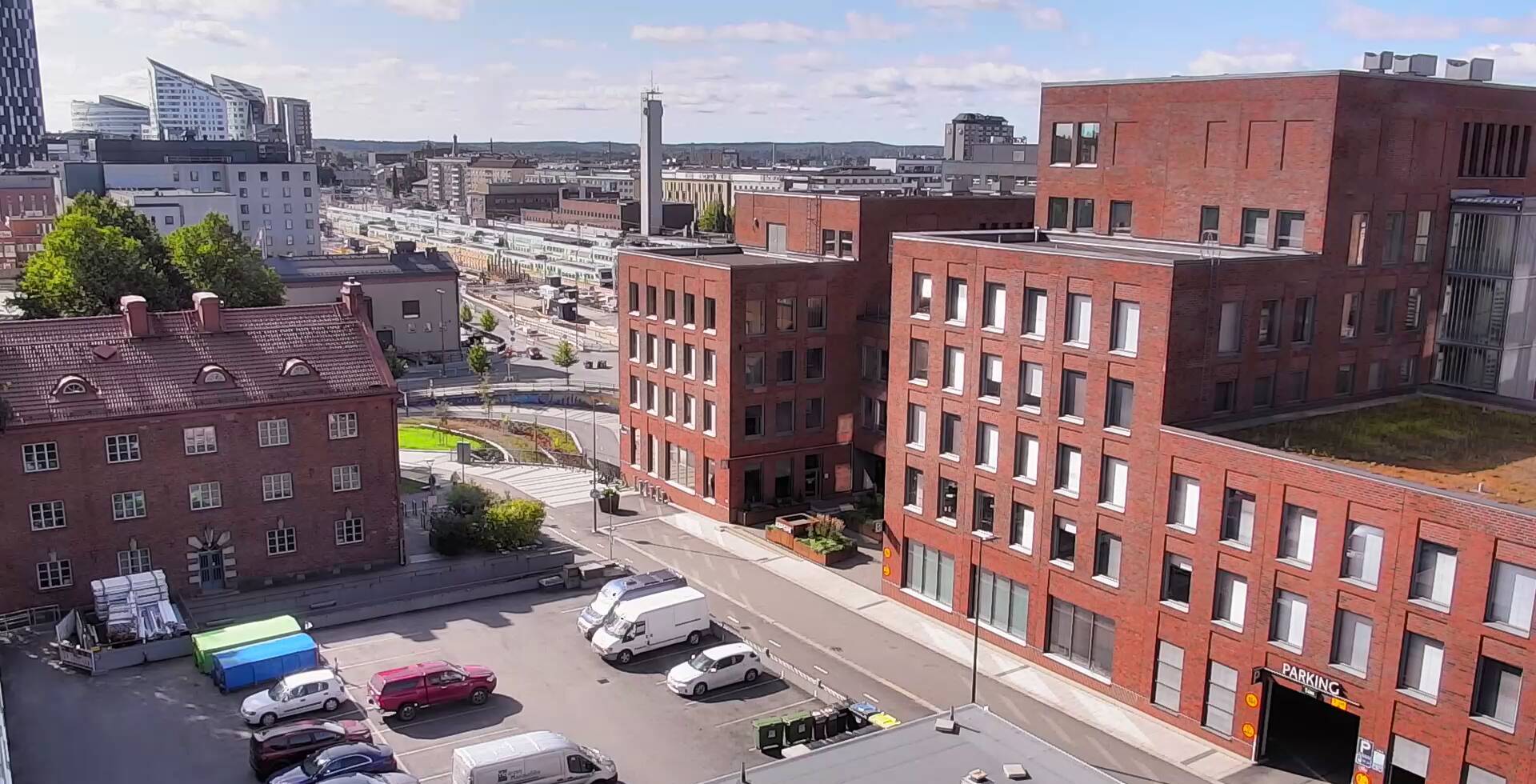 Vuokravarasto Peltokatu 31 sisäänkäynti