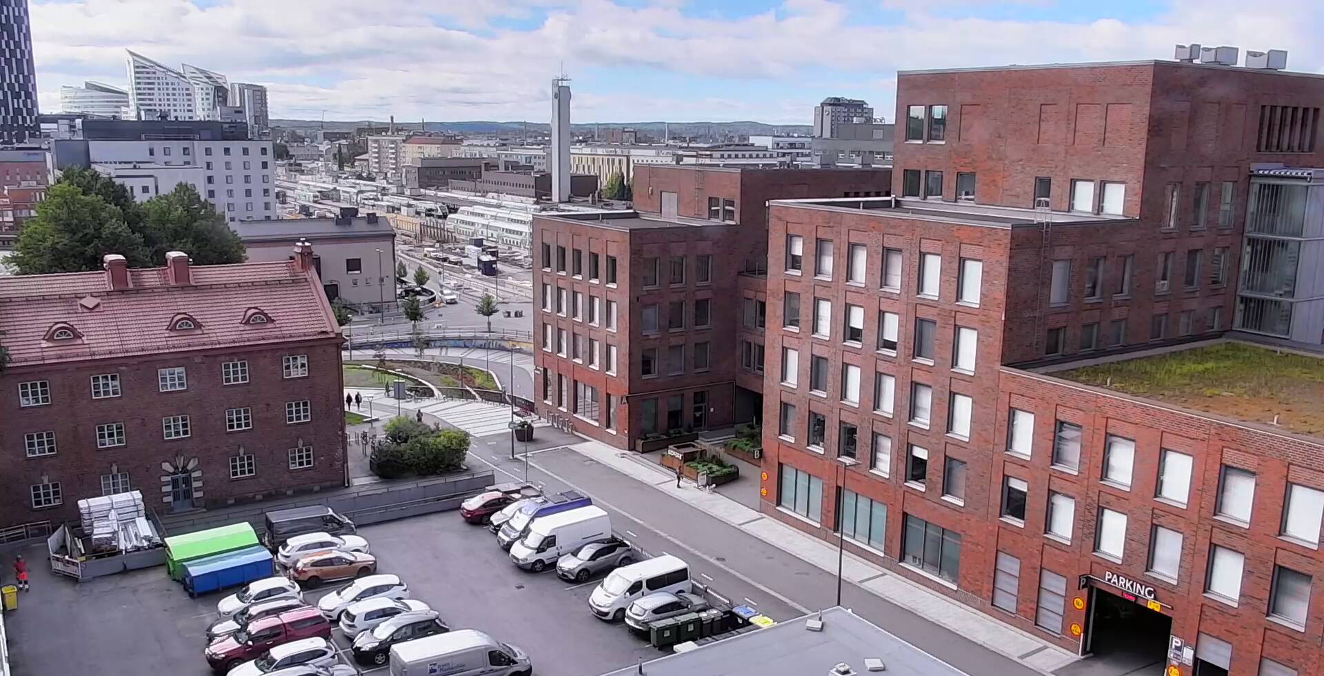 Vuokravarasto Peltokatu 31 sisäänkäynti
