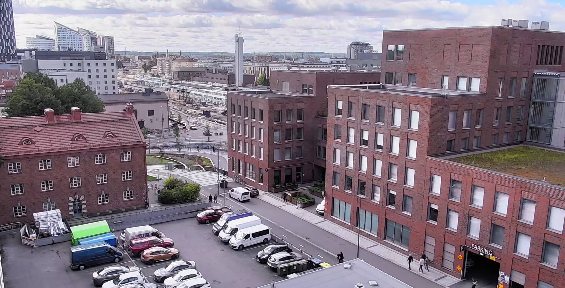 Vuokravarasto Peltokatu 31 sisäänkäynti