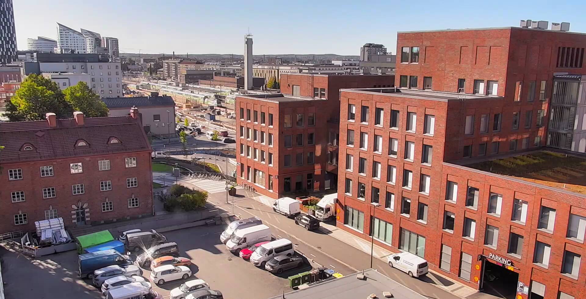 Vuokravarasto Peltokatu 31 sisäänkäynti