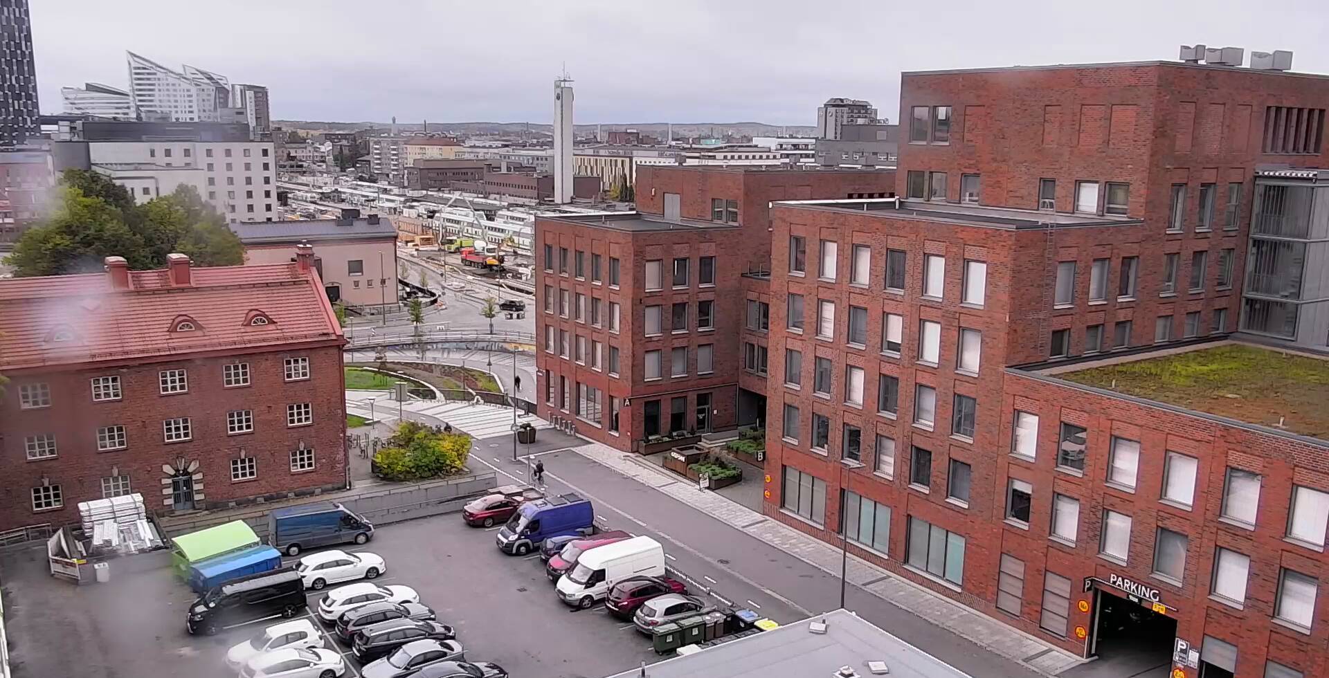 Vuokravarasto Peltokatu 31 sisäänkäynti