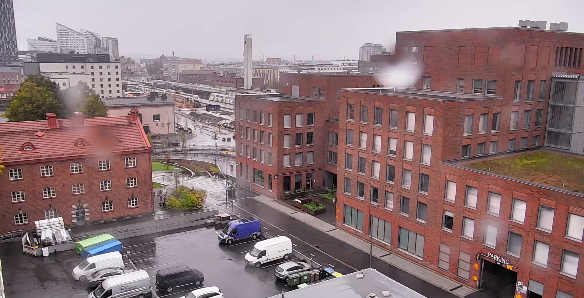 Vuokravarasto Peltokatu 31 sisäänkäynti