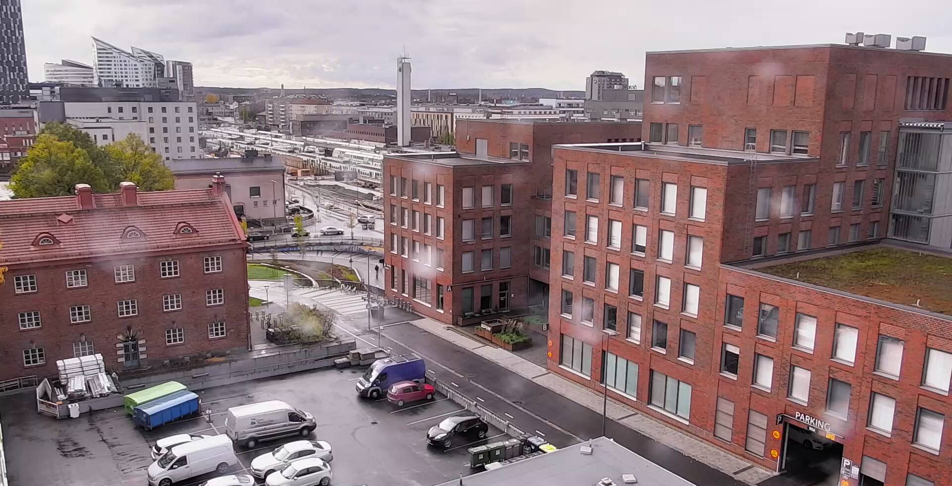 Vuokravarasto Peltokatu 31 sisäänkäynti