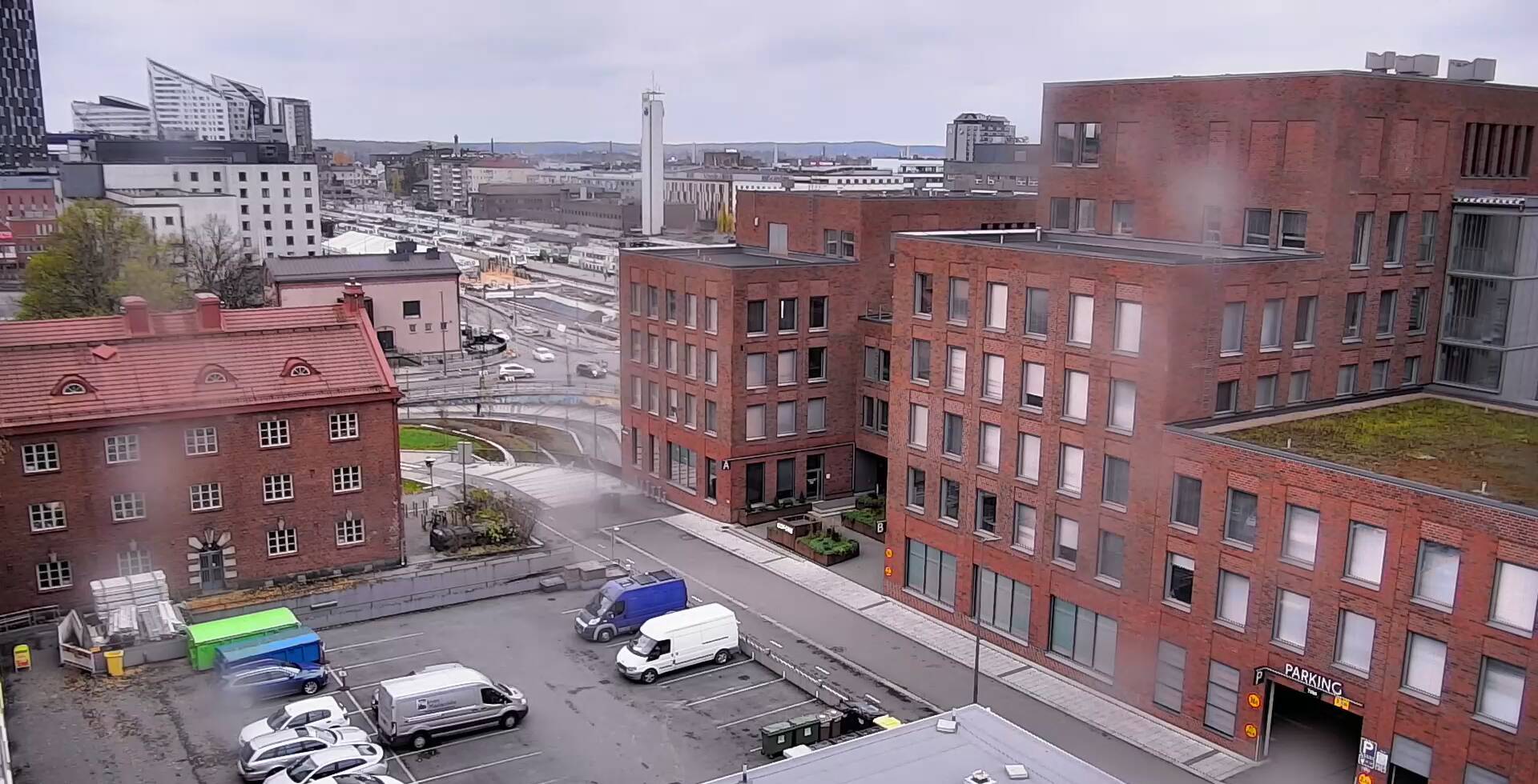 Vuokravarasto Peltokatu 31 sisäänkäynti