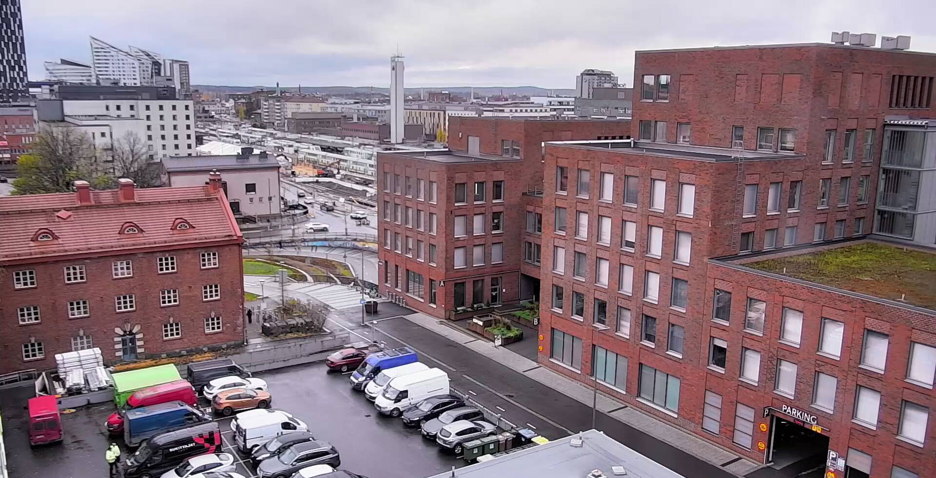Vuokravarasto Peltokatu 31 sisäänkäynti
